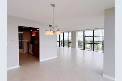 800 Parkview Dr #909, Hallandale Beach, FL 33009 - Photo 13