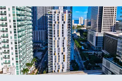 31 SE 6th St #1703, Miami, FL 33131 - Photo 57