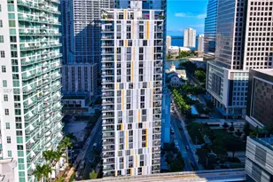 31 SE 6th St, Miami, FL 33131 - Photo 57