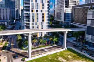31 SE 6th St, Miami, FL 33131 - Photo 47