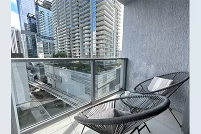 31 SE 6th St #1703, Miami, FL 33131 - Photo 21