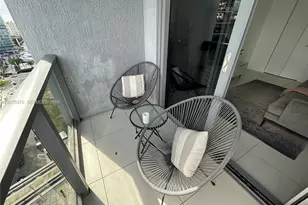 31 SE 6th St, Miami, FL 33131 - Photo 23