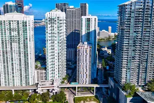 31 SE 6th St, Miami, FL 33131 - Photo 59