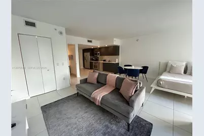 31 SE 6th St #1703, Miami, FL 33131 - Photo 13