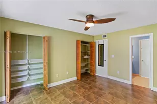 10450 SW 154th Ct, Miami, FL 33196 - Photo 15