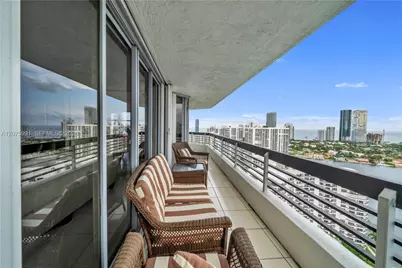 3530 Mystic Pointe Dr #3210, Aventura, FL 33180 - Photo 5