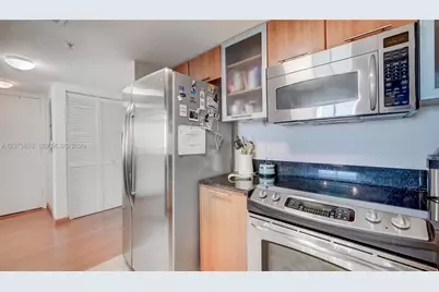 1800 N Bayshore Dr #2108, Miami, FL 33132 - Photo 15