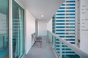 1800 N Bayshore Dr, Miami, FL 33132 - Photo 25