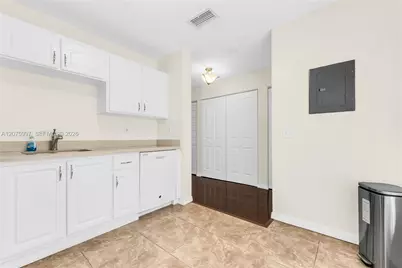127 NW 108th Ave #643L, Pembroke Pines, FL 33026 - Photo 13