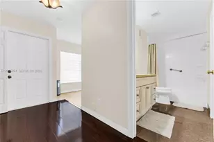 127 NW 108th Ave, Pembroke Pines, FL 33026 - Photo 33