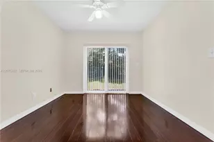 127 NW 108th Ave, Pembroke Pines, FL 33026 - Photo 21