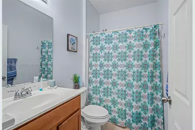 527 SE 31st Ave, Homestead, FL 33033 - Photo 17