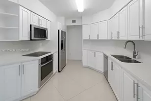 3370 Hidden Bay Dr, Aventura, FL 33180 - Photo 5