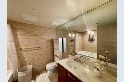 50 Biscayne Blvd #505, Miami, FL 33132 - Photo 25