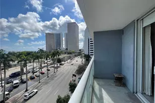 50 Biscayne Blvd, Miami, FL 33132 - Photo 3