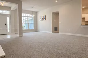 8308 Amalfi Cir, Fort Pierce, FL 34951 - Photo 5
