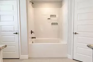8308 Amalfi Cir, Fort Pierce, FL 34951 - Photo 17