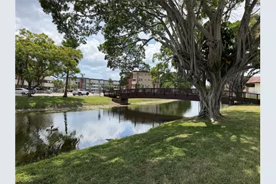 2951 NW 46th Ave #109, Lauderdale Lakes, FL 33313 - Photo 25