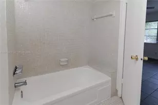 3101 Oakland Shores Dr, Oakland Park, FL 33309 - Photo 19