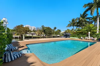 1025 Belle Meade Island Dr, Miami, FL 33138 - Photo 15