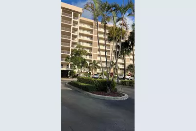 2751 N Palm Aire Dr #502, Pompano Beach, FL 33069 - Photo 1