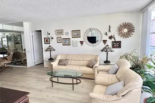 230 174th St, Sunny Isles Beach, FL 33160 - Photo 19