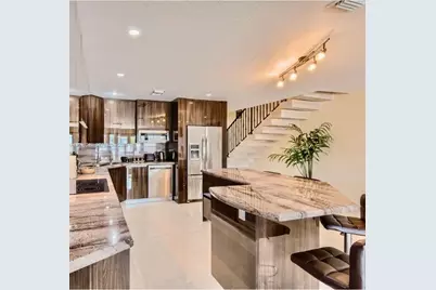 3864 NE 167th St #5, North Miami Beach, FL 33160 - Photo 11