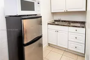 8120 SW 103rd Ave, Miami, FL 33173 - Photo 15