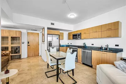 350 S Miami Ave #2009, Miami, FL 33130 - Photo 3