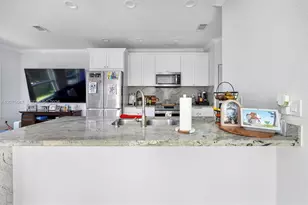 1602 SE 20th Rd, Homestead, FL 33035 - Photo 9