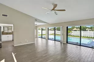 303 SW 28th Ave, Delray Beach, FL 33445 - Photo 11
