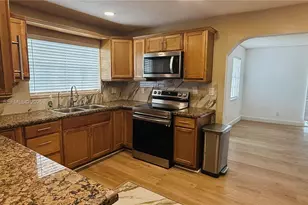 230 NW 7th Ave, Dania Beach, FL 33004 - Photo 11