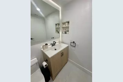 800 N Miami Ave #E-1201, Miami, FL 33136 - Photo 13