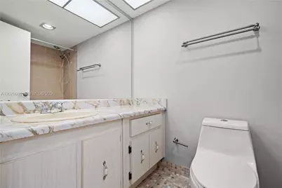 301 174th St #901, Sunny Isles Beach, FL 33160 - Photo 25