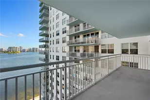 301 174th St, Sunny Isles Beach, FL 33160 - Photo 11