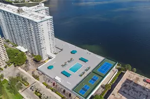 301 174th St, Sunny Isles Beach, FL 33160 - Photo 31