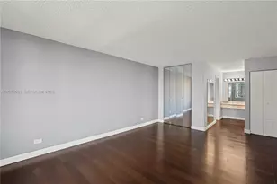 301 174th St, Sunny Isles Beach, FL 33160 - Photo 19