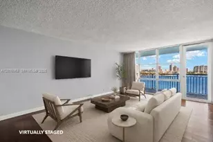301 174th St, Sunny Isles Beach, FL 33160 - Photo 1