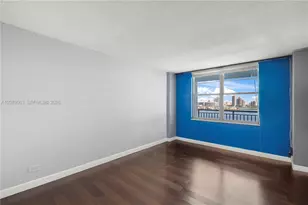 301 174th St, Sunny Isles Beach, FL 33160 - Photo 23