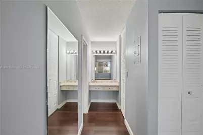 301 174th St #901, Sunny Isles Beach, FL 33160 - Photo 19