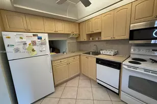 7797 Golf Cir Dr, Margate, FL 33063 - Photo 15