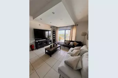 4242 NW 2nd St #808, Miami, FL 33126 - Photo 3
