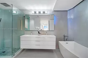 1717 N Bayshore Dr, Miami, FL 33132 - Photo 33