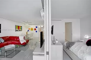 1717 N Bayshore Dr, Miami, FL 33132 - Photo 35