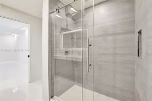 1400 S Ocean Dr, Hollywood, FL 33019 - Photo 27