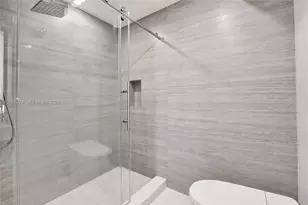 1400 S Ocean Dr, Hollywood, FL 33019 - Photo 27