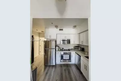 810 7th St #106, Miami Beach, FL 33139 - Photo 11