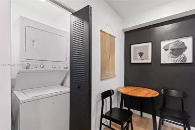 810 7th St #102, Miami Beach, FL 33139 - Photo 5