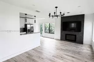 12341 NE 11th Ct, North Miami, FL 33161 - Photo 9