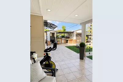 5505 W 14th Ln #0, Hialeah, FL 33012 - Photo 15